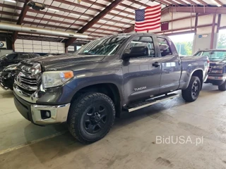 TOYOTA TUNDRA SR5