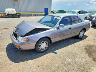 TOYOTA CAMRY LE V6