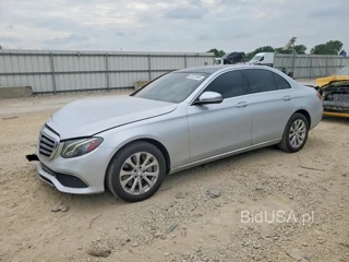 MERCEDES-BENZ E 300 4MATIC