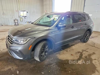 VOLKSWAGEN TIGUAN SE
