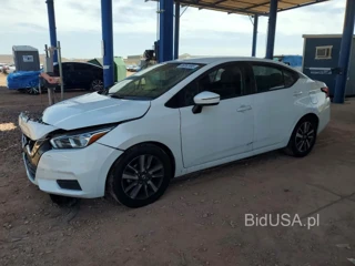 NISSAN VERSA SV