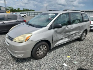 TOYOTA SIENNA CE 7 PASSENGER