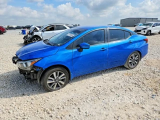 NISSAN VERSA SV
