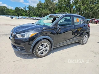 NISSAN KICKS S