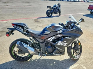 KAWASAKI EX300 B