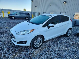 FORD FIESTA TITANIUM