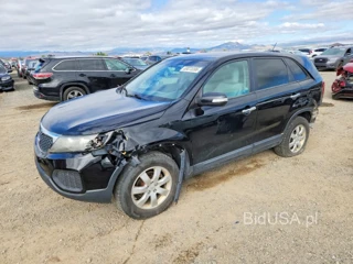 KIA SORENTO LX