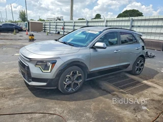 KIA NIRO EX
