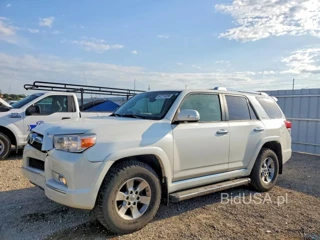 TOYOTA 4RUNNER SR5