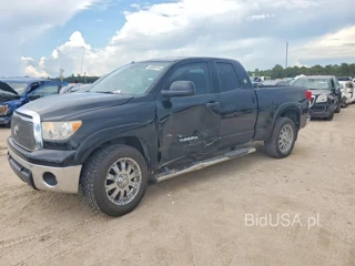 TOYOTA TUNDRA DOUBLE CAB SR5