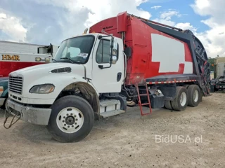 FREIGHTLINER M2