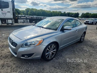 VOLVO C70 T5