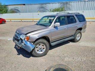 TOYOTA 4RUNNER SR5