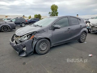 TOYOTA PRIUS C TWO