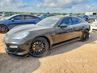 PORSCHE PANAMERA S