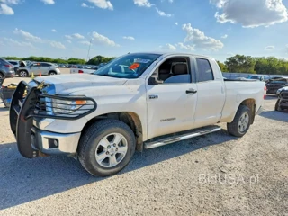 TOYOTA TUNDRA SR5