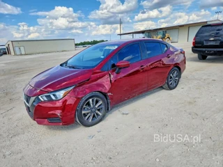 NISSAN VERSA SV