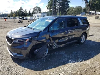 KIA CARNIVAL LX
