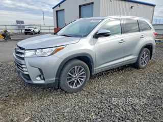 TOYOTA HIGHLANDER XLE