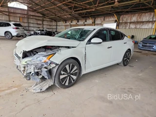 NISSAN ALTIMA SV