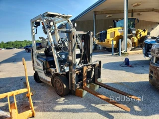 UNICARIERS FORKLIFT
