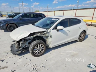 MAZDA 3 TOURING