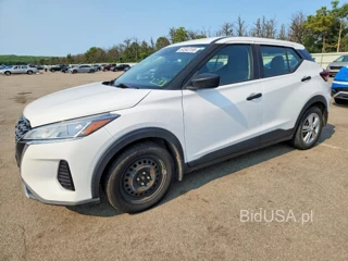 NISSAN KICKS S