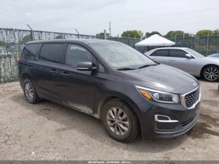 KIA KIA SEDONA LX