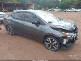 NISSAN NISSAN VERSA SR XTRONIC CVT