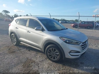 HYUNDAI HYUNDAI TUCSON SE PLUS