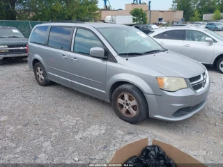 DODGE DODGE GRAND CARAVAN SXT