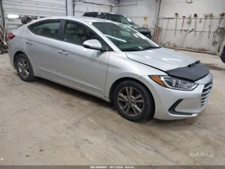 HYUNDAI HYUNDAI ELANTRA SE
