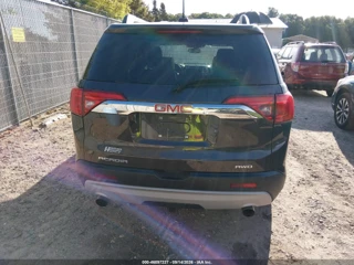 GMC ACADIA SLT-1