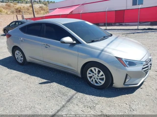 HYUNDAI HYUNDAI ELANTRA SE