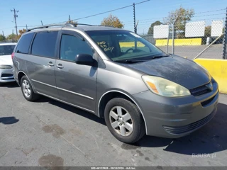 TOYOTA TOYOTA SIENNA LE