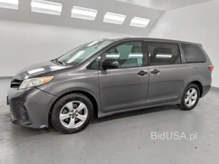 TOYOTA SIENNA L 7-PASSENGER