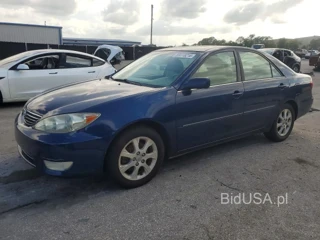 TOYOTA CAMRY XLE V6