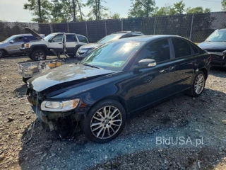 VOLVO S40 T5