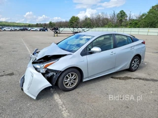 TOYOTA PRIUS LE AWD-E