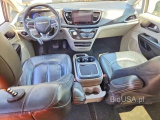 CHRYSLER PACIFICA TOURING L