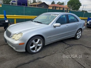 MERCEDES-BENZ C 230K SPORT SEDAN