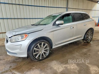VOLVO XC60 T6 PREMIER+