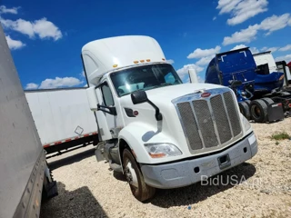 PETERBILT 579