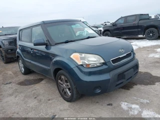 KIA KIA SOUL +