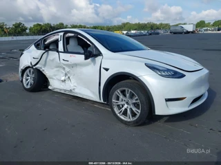 TESLA TESLA MODEL Y LONG RANGE DUAL MOTOR ALL-WHEEL DRIVE