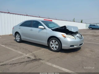 TOYOTA TOYOTA CAMRY LE