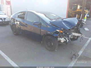 TOYOTA TOYOTA PRIUS THREE