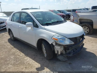 NISSAN NISSAN VERSA 1.8S