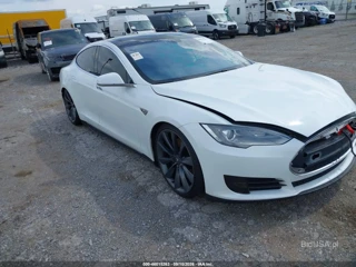 TESLA TESLA MODEL S PERFORMANCE/SIGNATURE PERFORMANCE