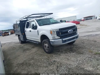 FORD FORD F-350 CHASSIS XL